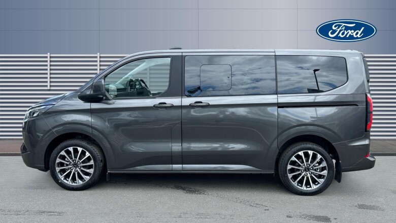 Ford Tourneo Custom 340 L1 Electric Rwd 160kW 65kWh H1 Titanium X 8 seater Auto